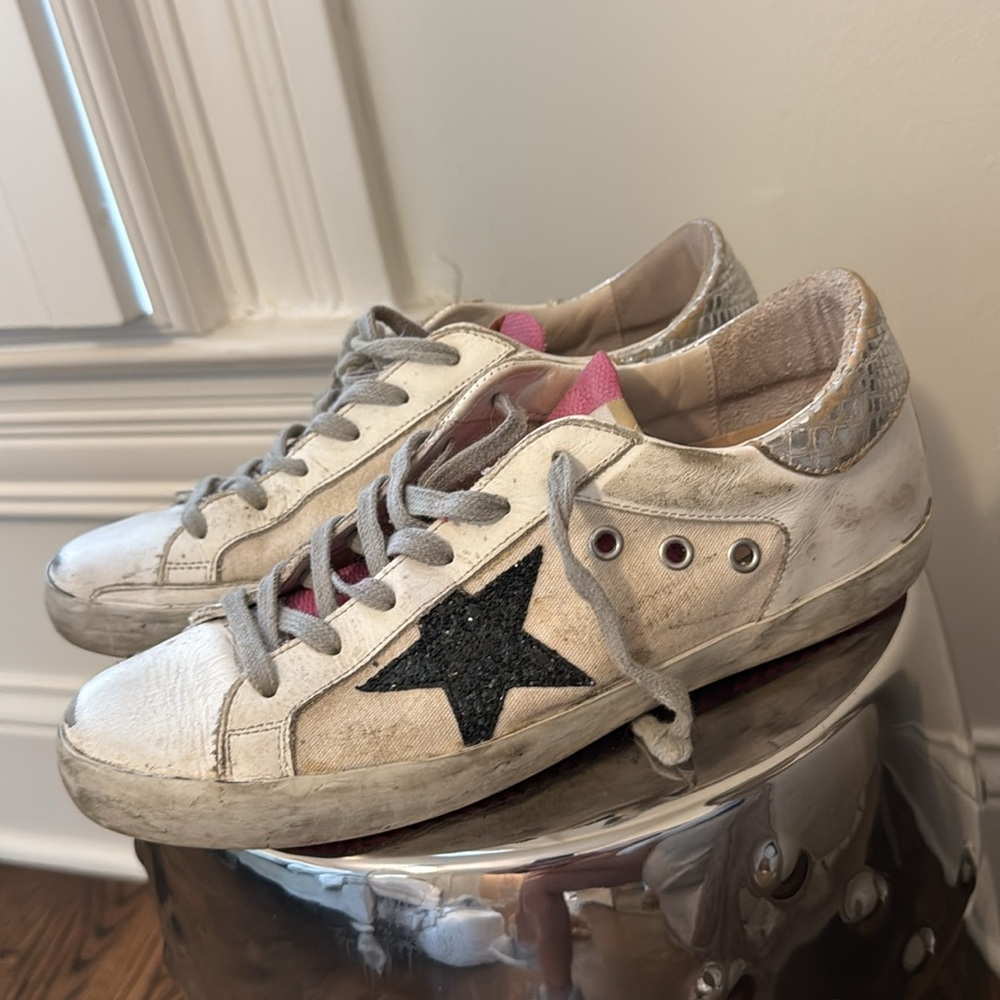 Golden Goose Superstar Sneakers Size 9 - Picture 9 of 9